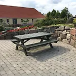 Bed and breakfast Birkende 2*