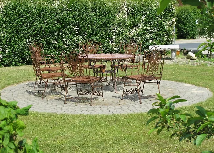 Bed & Breakfast Birkende 2*